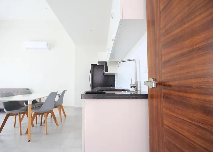 Alaia Residences By Mexican Vacation Apartment *